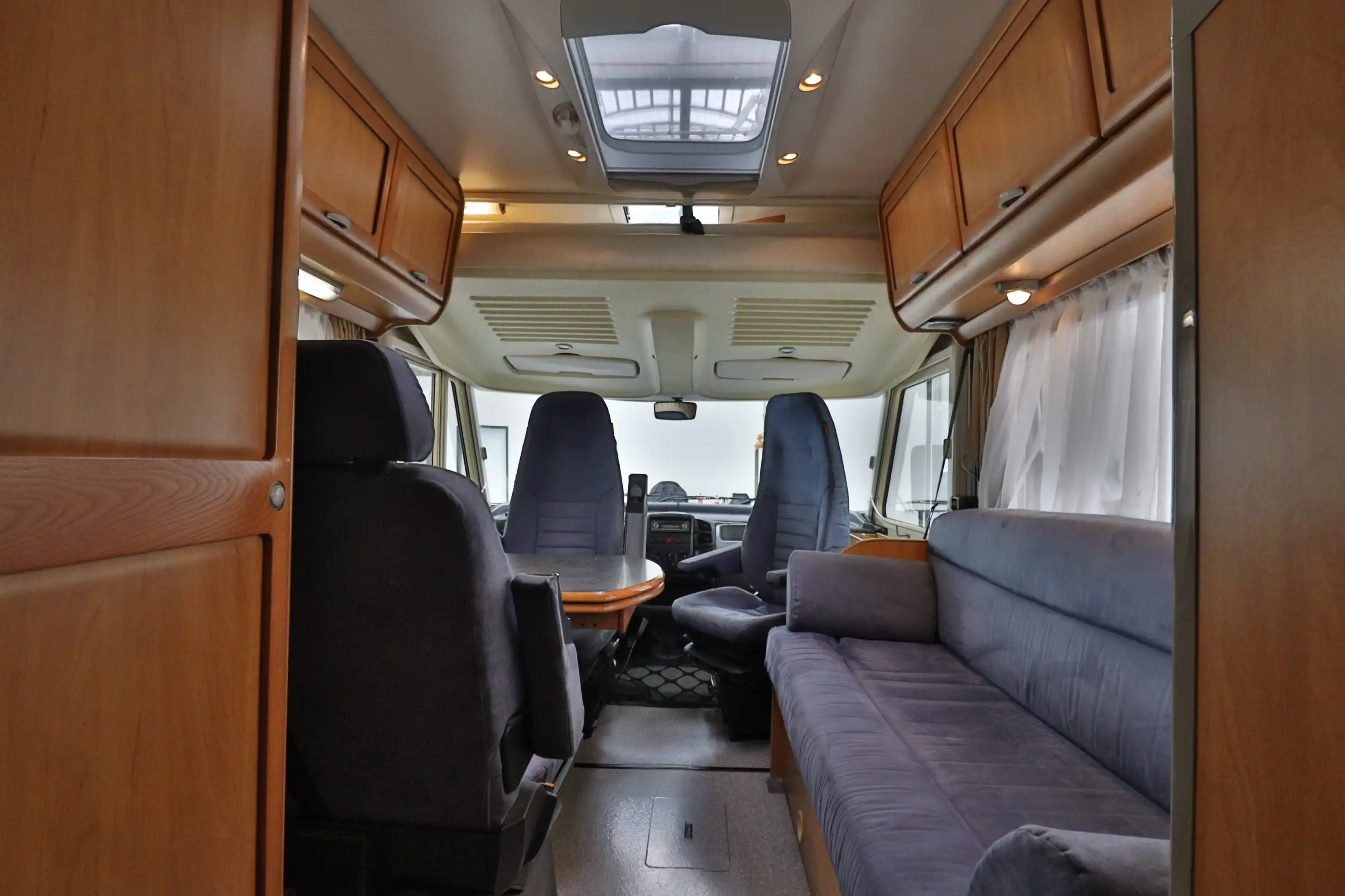 HYMER-ERIBA B 584